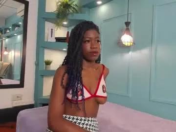 Freechat michellepose on Chaturbate