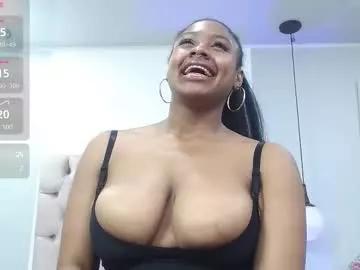 Freechat michellmoon1 on Chaturbate