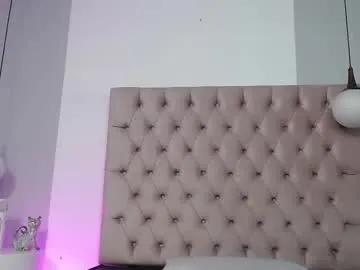 Freechat michellmoon1 on Chaturbate