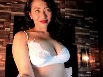 Freechat mochasins_ on Chaturbate