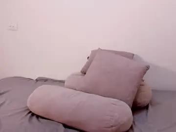 Freechat moonlover_2 on Chaturbate