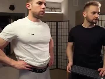 Offline muscularfriend on Chaturbate