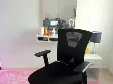 Freechat nairobbits on Chaturbate