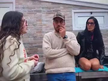 Freechat naughtyluxe on Chaturbate