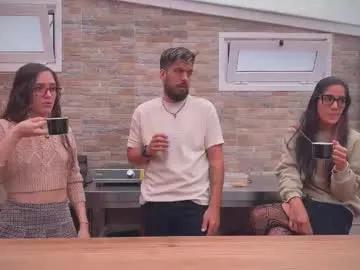 Freechat naughtyluxe on Chaturbate