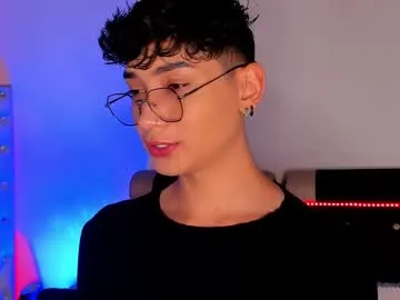 Freechat nut_foxx on Chaturbate