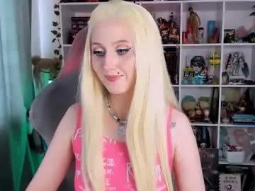 Freechat ohclementinee on Chaturbate