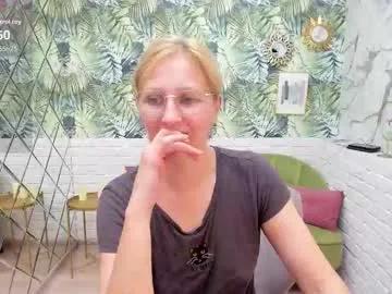 Freechat paris_cherry on Chaturbate