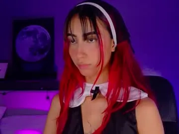 Offline parisfox_ on Chaturbate