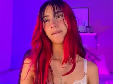 Offline parisfox_ on Chaturbate