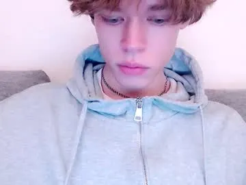 Freechat pawclaw on Chaturbate