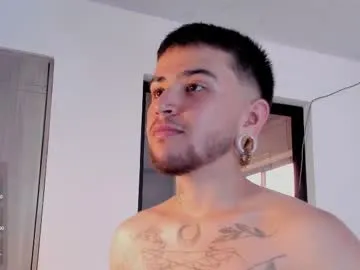 Freechat philip_stones_ftm on Chaturbate