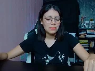 Freechat piixiie_d_oll on Chaturbate