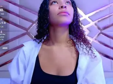 playfuljust_18 on Chaturbate