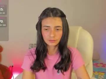 Freechat princessluna_14 on Chaturbate