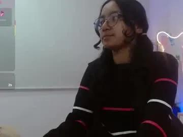 rosee_tay1 — GOAL:  Spank ass on doggy [71 tokens remaining] Hi guys make me cum with your tips ... if you love me tip me 5  55  555  5555 #feet #ebony #latina #smalltits #new