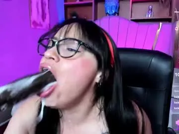 Offline rosie_jhons on Chaturbate