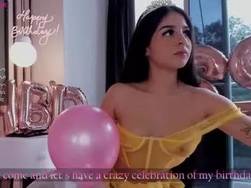 Freechat roxannegomez_ on Chaturbate