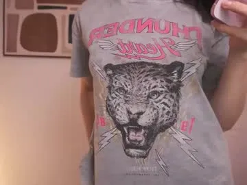 Freechat sadelune on Chaturbate