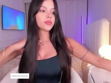 salomee_11 — Current Goal: naked and fingers pussy at 1100 tokens -- Next Goal: fuck pussy -- #latina #squirt #young #bigtits