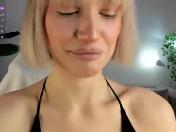 Freechat sarilit on Chaturbate