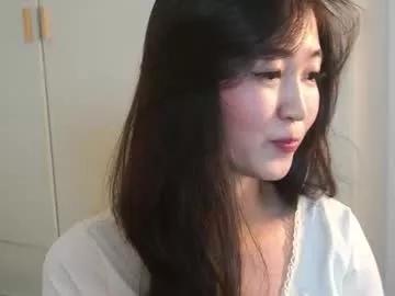 Freechat seulbi on Chaturbate