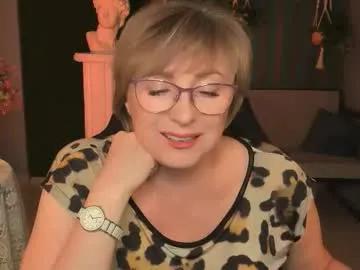 Freechat sugarvi on Chaturbate