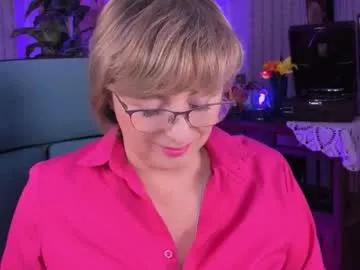 Freechat sugarvi on Chaturbate