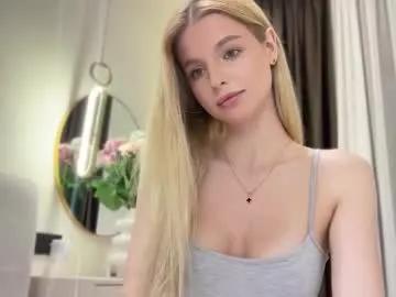 Freechat sunshine_diana_ on Chaturbate