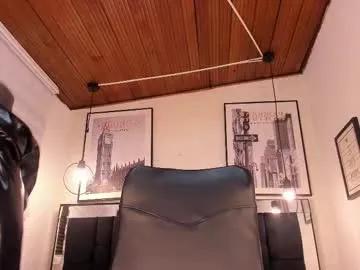 Freechat tylla_ on Chaturbate