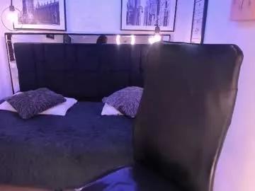 Freechat tylla_ on Chaturbate