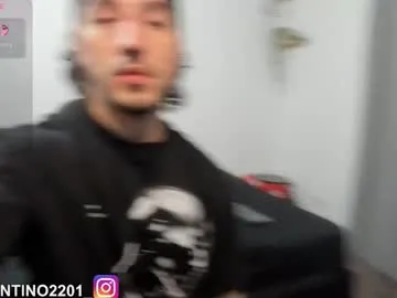 Offline valentino2201 on Chaturbate