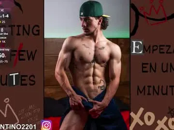 Offline valentino2201 on Chaturbate