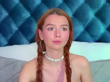 Freechat vanessavienne on Chaturbate