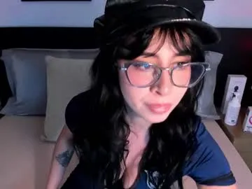 Freechat vi_anaya on Chaturbate