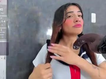 Freechat violett_collins_ on Chaturbate