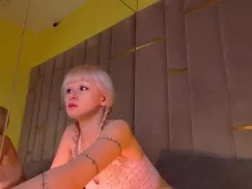 Freechat white_bite on Chaturbate