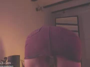 Freechat zarahlynch on Chaturbate