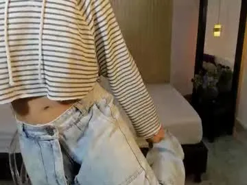 Freechat zoefox5 on Chaturbate