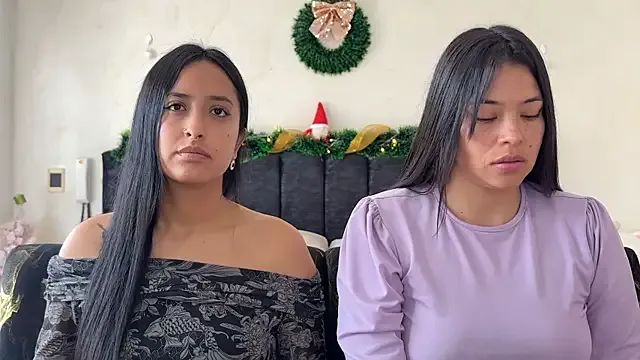 Freechat 2SummerLove1 on StripChat