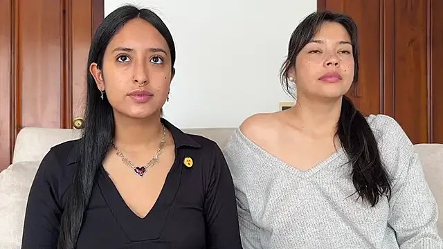 Freechat 2SummerLove1 on StripChat