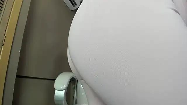 Freechat _BunnyNaugthy on StripChat