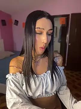 _Denisse444 — show ass + oil