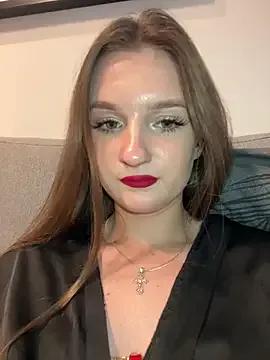 AdelinaEmber on StripChat