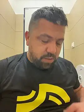 Freechat Alexander18edd on StripChat