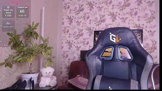 Freechat AliciaBlondes on StripChat