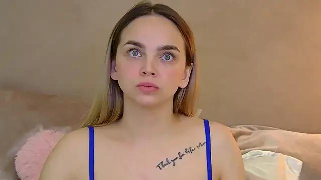 Freechat AnitaVenture on StripChat