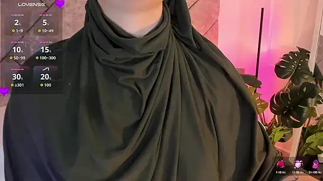 anna-henao on StripChat 