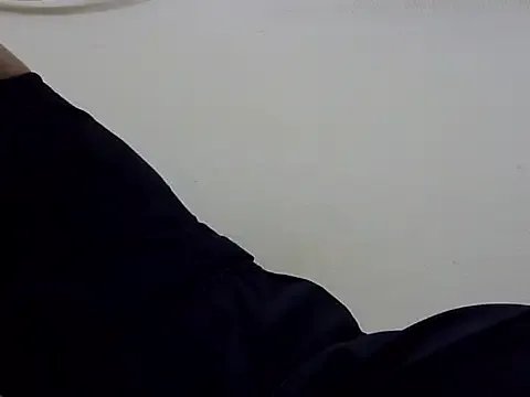 Anu_tiny on StripChat