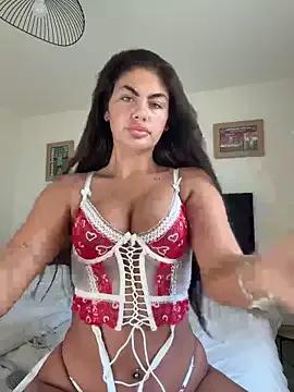 ArabellaAngelll — Get my boobs out 